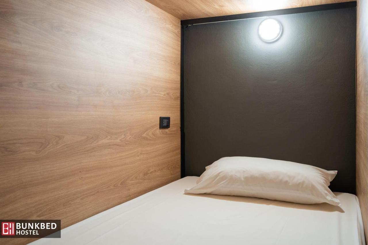 Bunkbed Hostel Makkasan Exterior photo